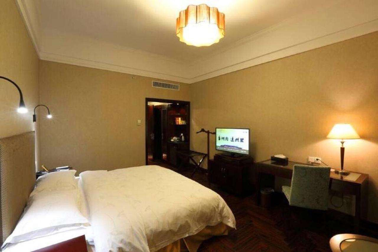 Taizhou Garden Hotel Exterior foto